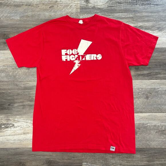 2000s Foo Fighters Bay Island Red Mens XL Lightning Bolt Alt Rock Band T-Shirt - Picture 1 of 9